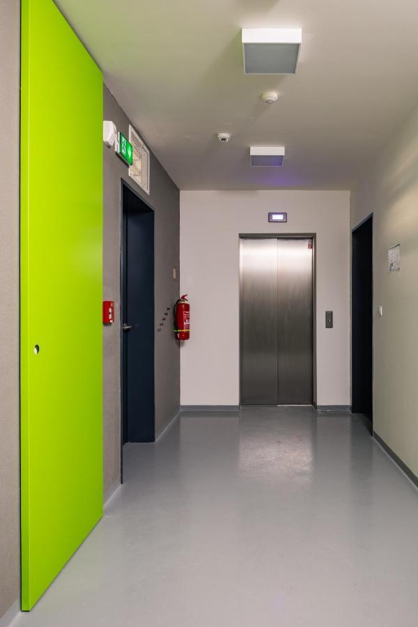 Prague Days - Exclusive Condo In Trendy Neighbourhood Exterior photo